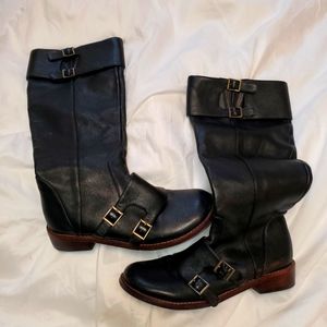 GEE WALLA womens leather boot size 8
